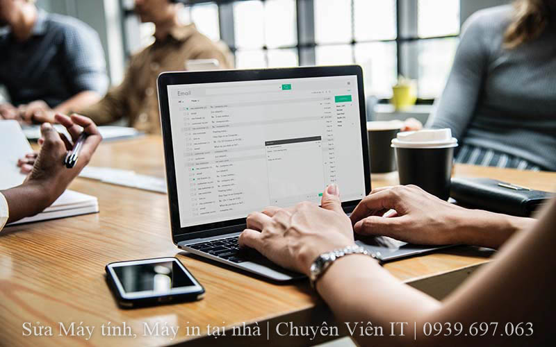 Vệ sinh laptop quận Phú Nhuận