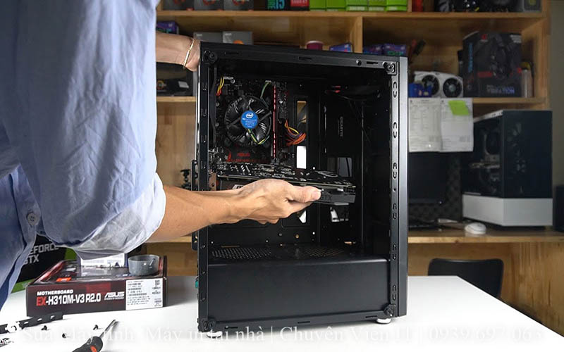 vệ sinh máy tính quận 4