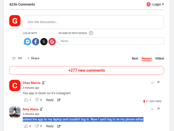 hàng ngàn bình luận liên tục về facebook sập