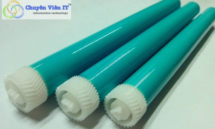 Trống mực có vấn đề nên máy in bị nhòe mực.